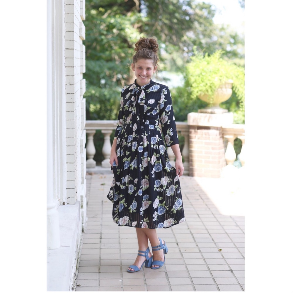 Dainty Jewells dress